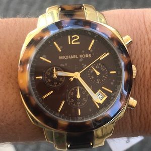 Beautiful Michael Kors Gold Turtle Shell Watch!!